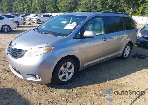 2012 Toyota Sienna Le V6 8 Passenger из США, поврежденный, VIN 5TDKK3DCXCS222748